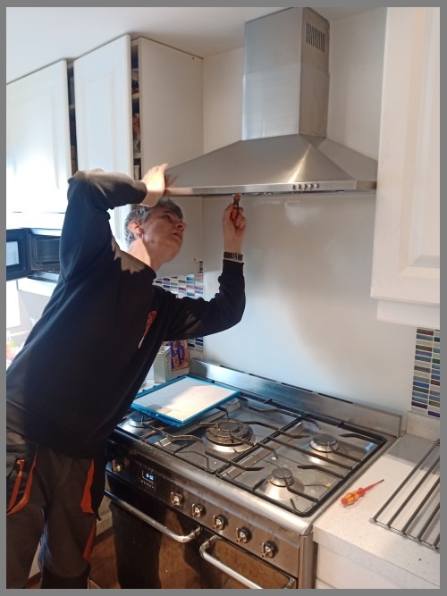 Kitchen extraction fan and ductwork fitting Maidenhead